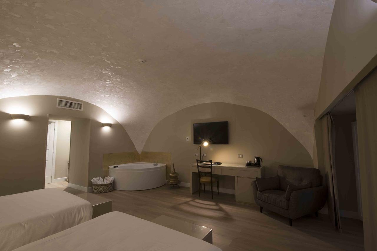 Caruso Place Boutique & Wellness Suites Napoli Eksteriør bilde